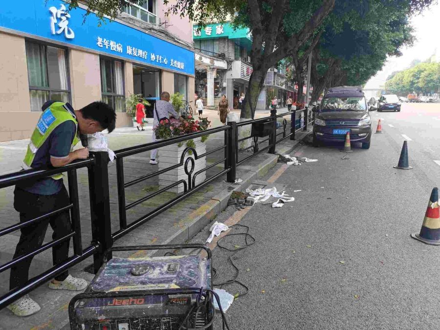 北碚朝陽(yáng)街道-人行道護(hù)欄